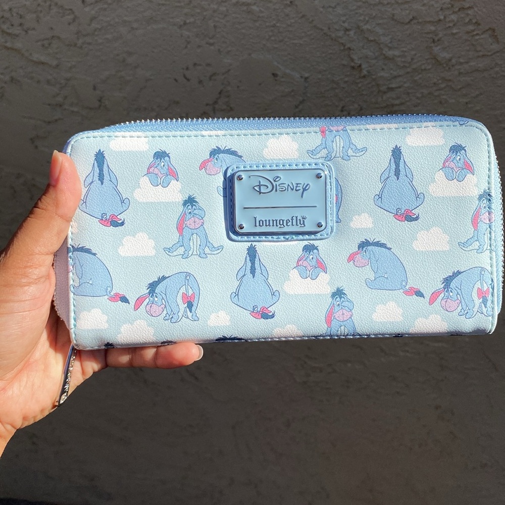Disney Loungefly Eeyore Wallet Hard Tag Silver hardware
